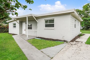 1507 Gardenia Ave Fort Myers, FL 33916